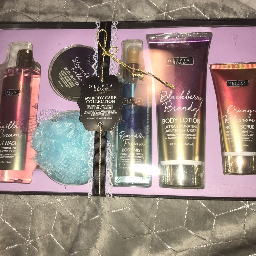 Bath set